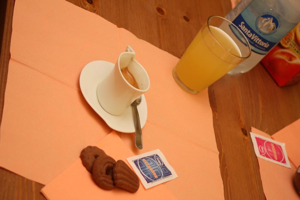 Bed & Breakfast La Rosa Dei Venti Genoa Exterior photo